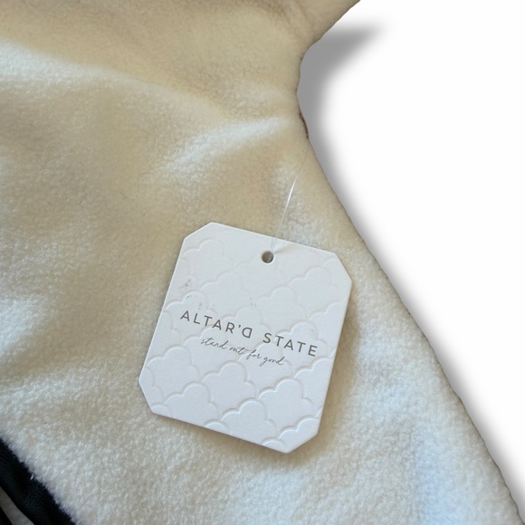 Altar’d State Brisk Sherpa Pullover Jacket Ivory White Fleece Half Zip Sweater M - Picture 9 of 10